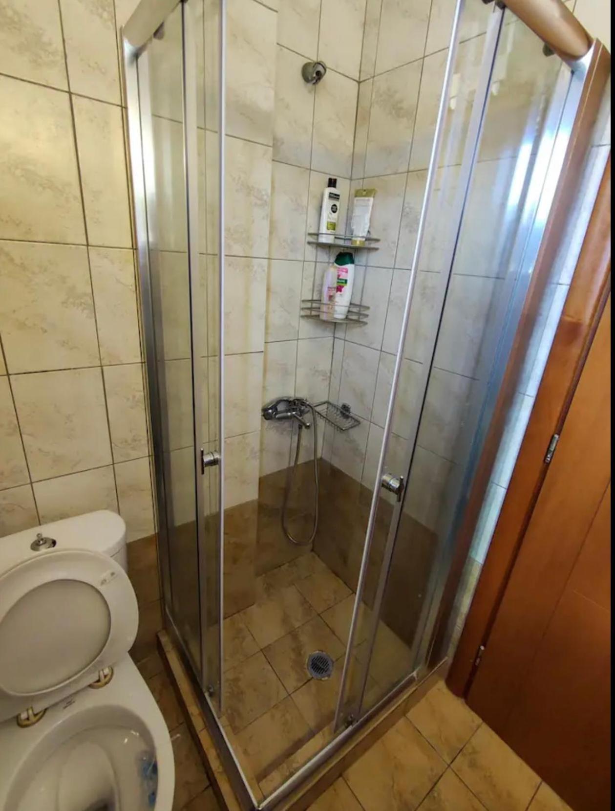 Eretria Homestay Екстер'єр фото